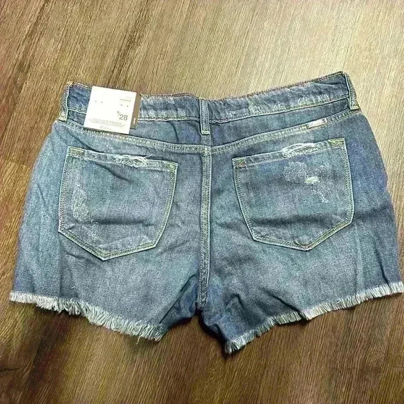 Kancan MidRise Shorts - Picture 2 of 2